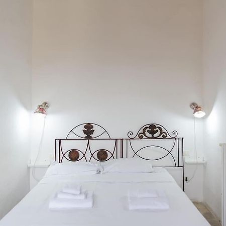 Elegant Apartment Outside Ztl & 10Min From Center フィレンツェ エクステリア 写真